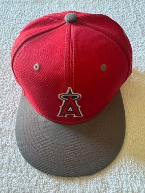 MLB Los Angeles Angels Red & Gray Baseball Hat Cap